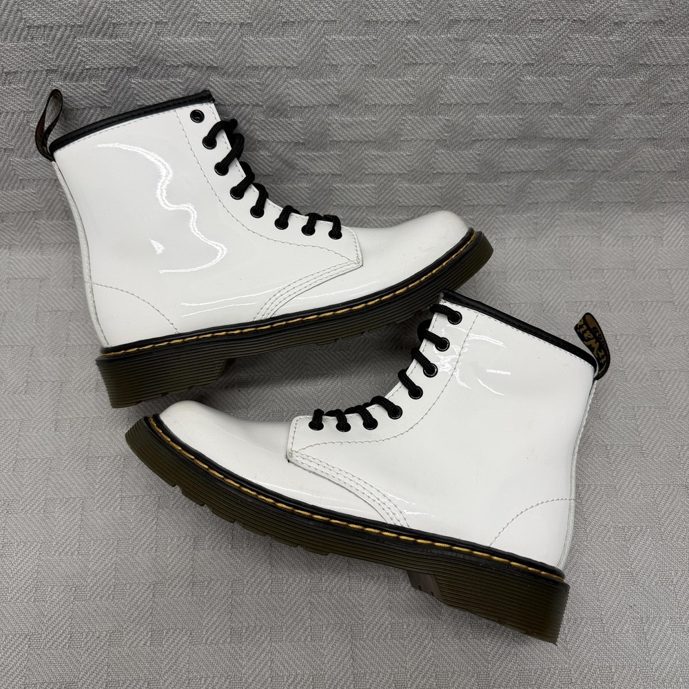 Dr. Martens Boots Youth Size 10 White Patent Leather‎ Side Zip Combat Ankle - Picture 4 of 7